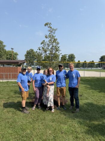 Planting an American Dream Oak to commemorate 150 years of Mazon!